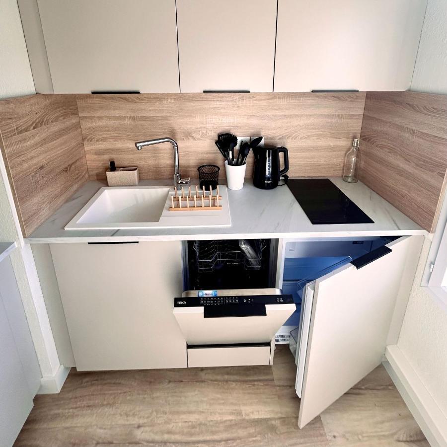 Modern 1 Bdr + Balcony + Free Parking + Ac + Pool Daire L'Isle-d'Abeau Dış mekan fotoğraf