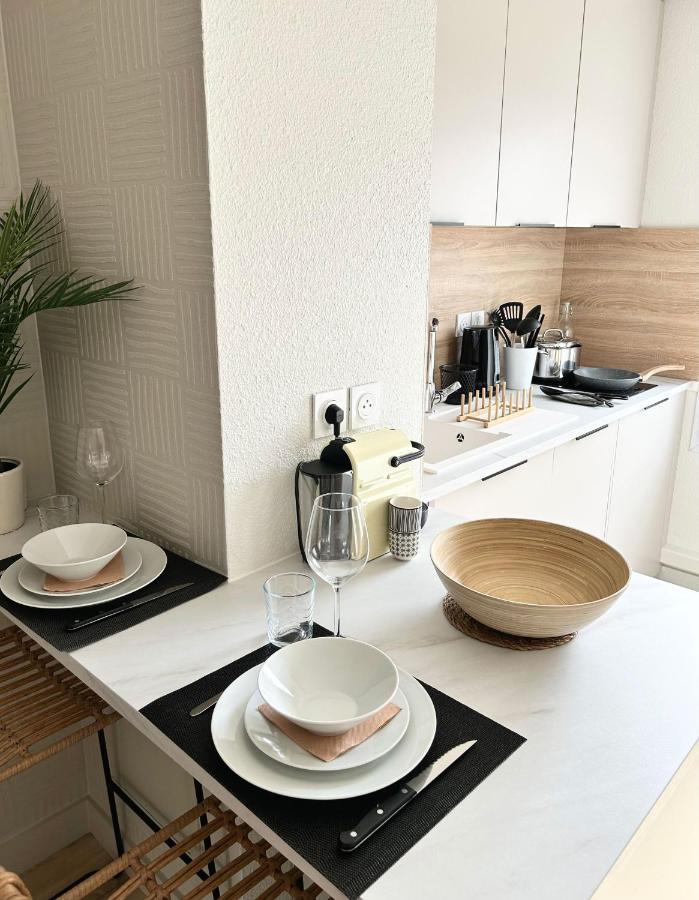 Modern 1 Bdr + Balcony + Free Parking + Ac + Pool Daire L'Isle-d'Abeau Dış mekan fotoğraf